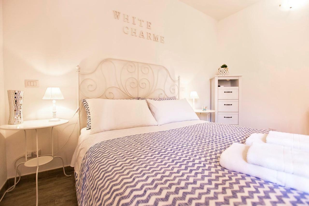 White Charme Accommodation Self Check-In Alghero Exteriör bild